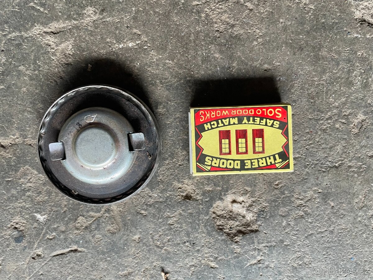 Prodám směs motodílů JAWA, ČZ - 9