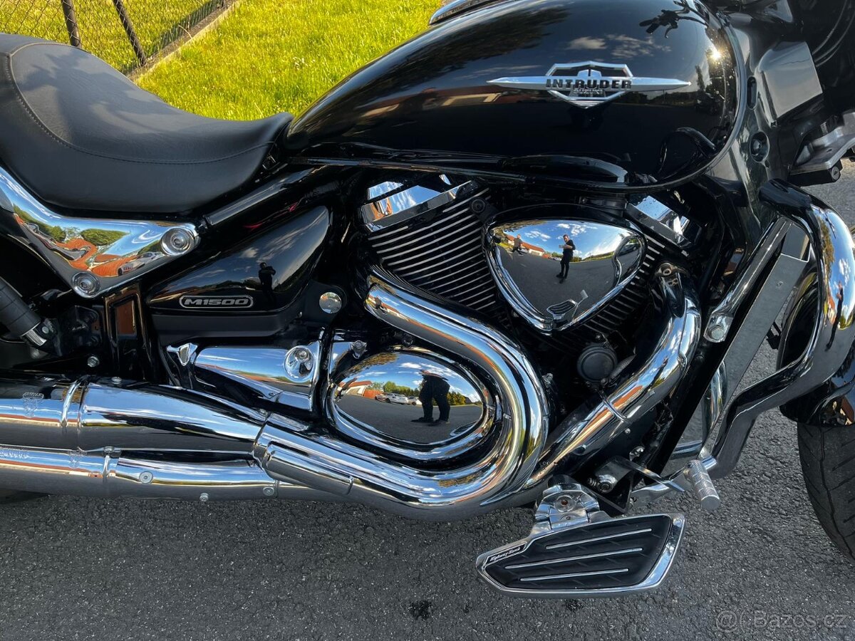Suzuki Intruder M1500/Boulevard - 9