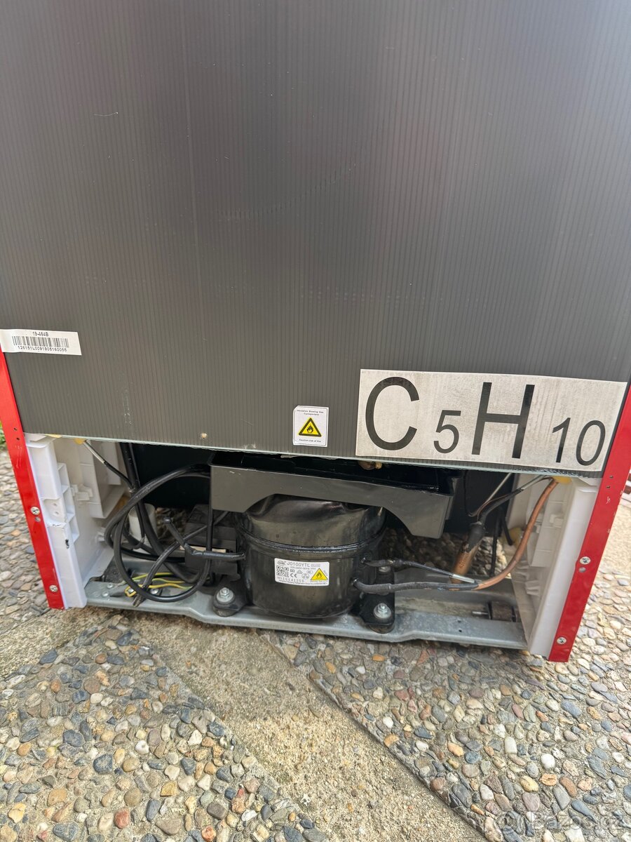 Chladnička AMICA - 9