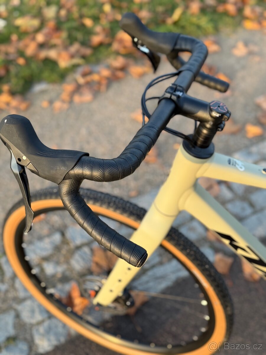 Gravel kolo KTM Gravelator 25 - 9