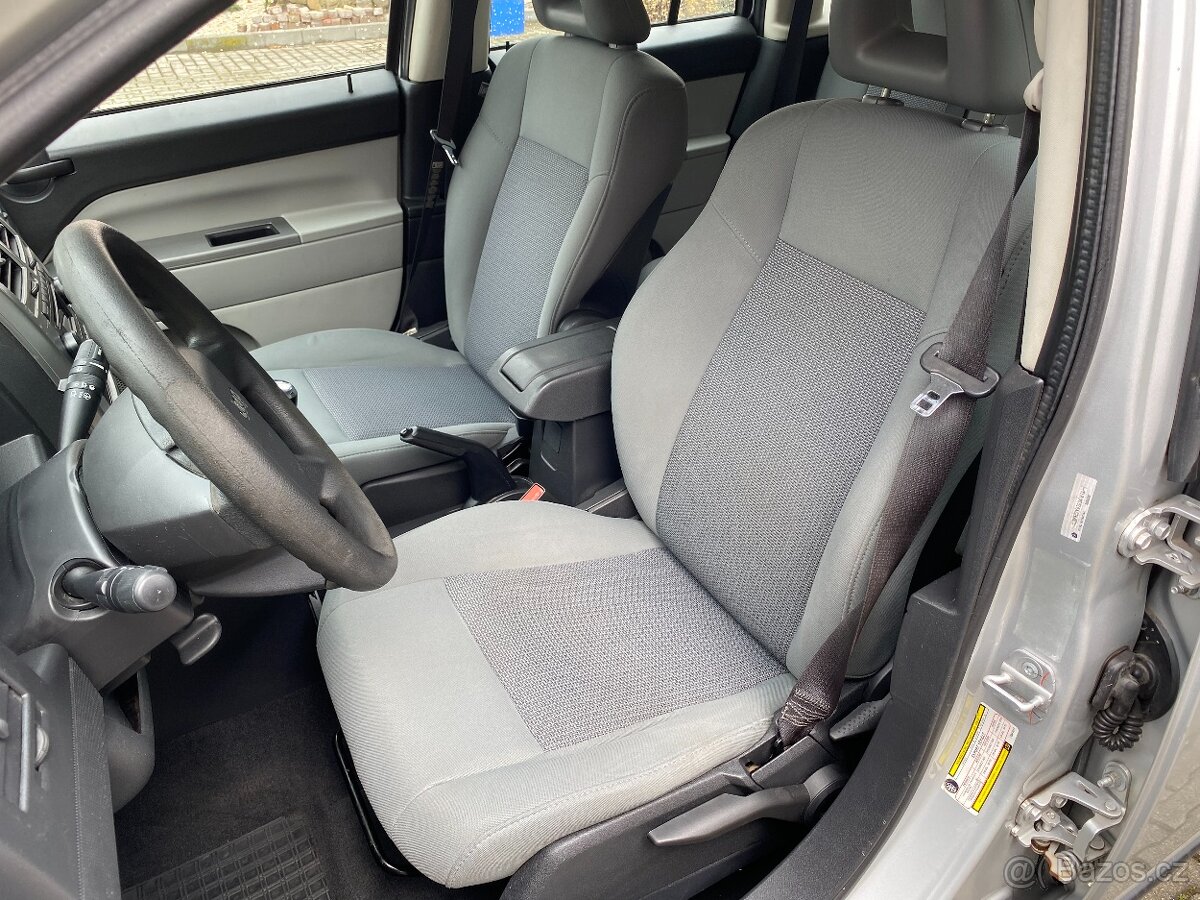 JEEP COMPASS 2,0 TDI LIMITED / 4X4 / 2007 - 9