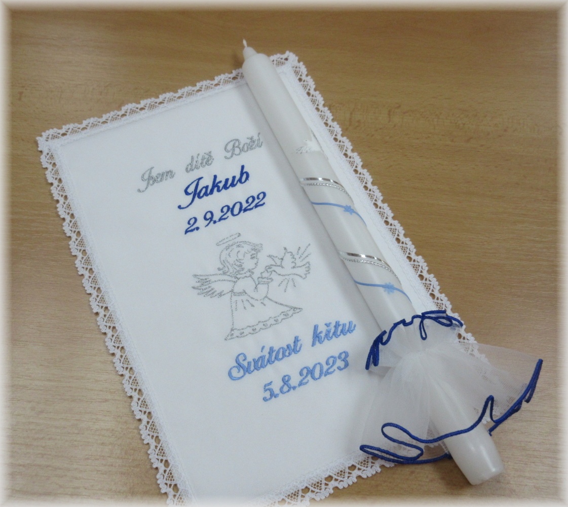 Vyšívaná křestní rouška + svíce s ozdobou - 9