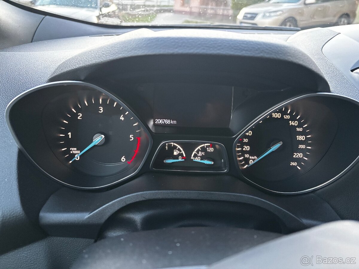 Ford Kuga ST line - 9