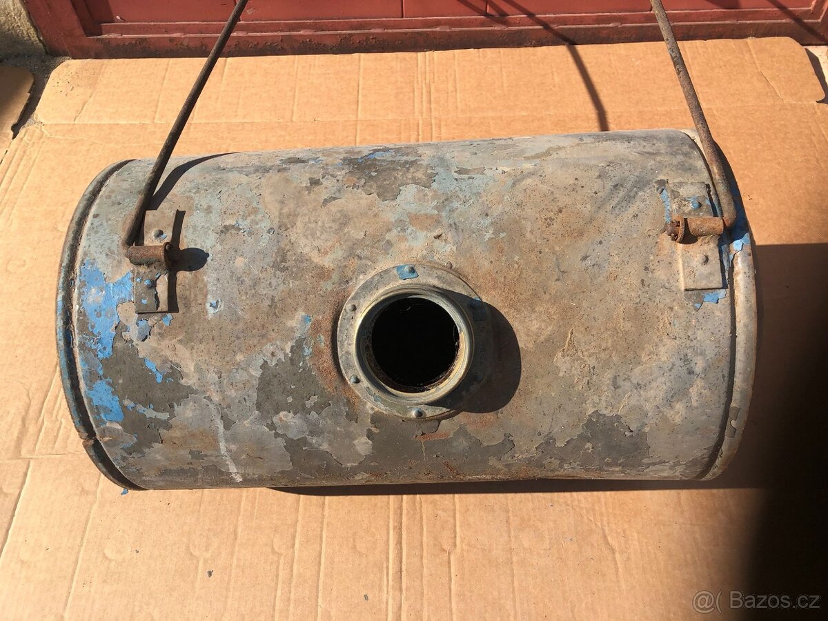 Tatra 57 nádrž - 9