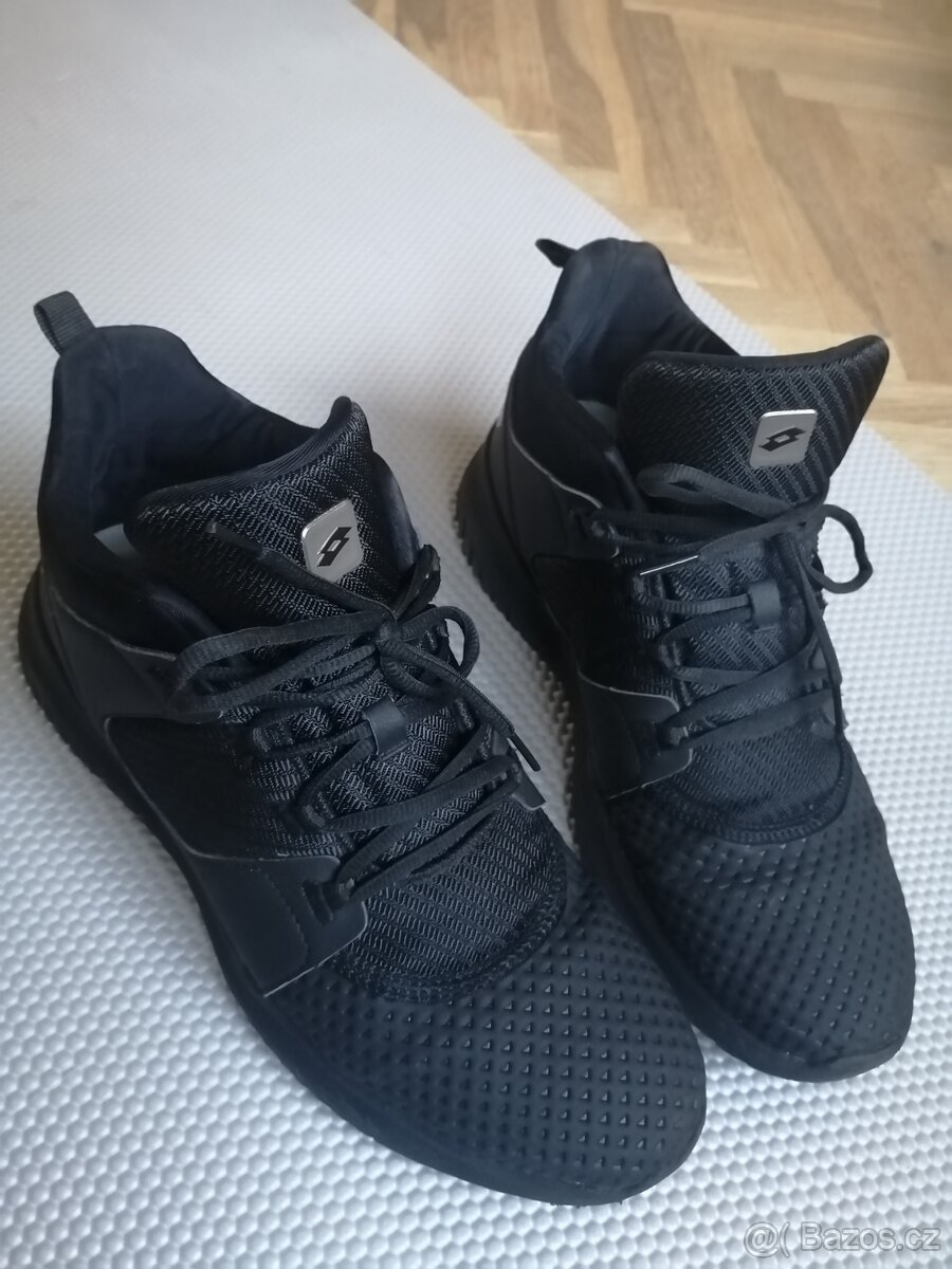 Obuv Lotto kotníková vel.44 - 9