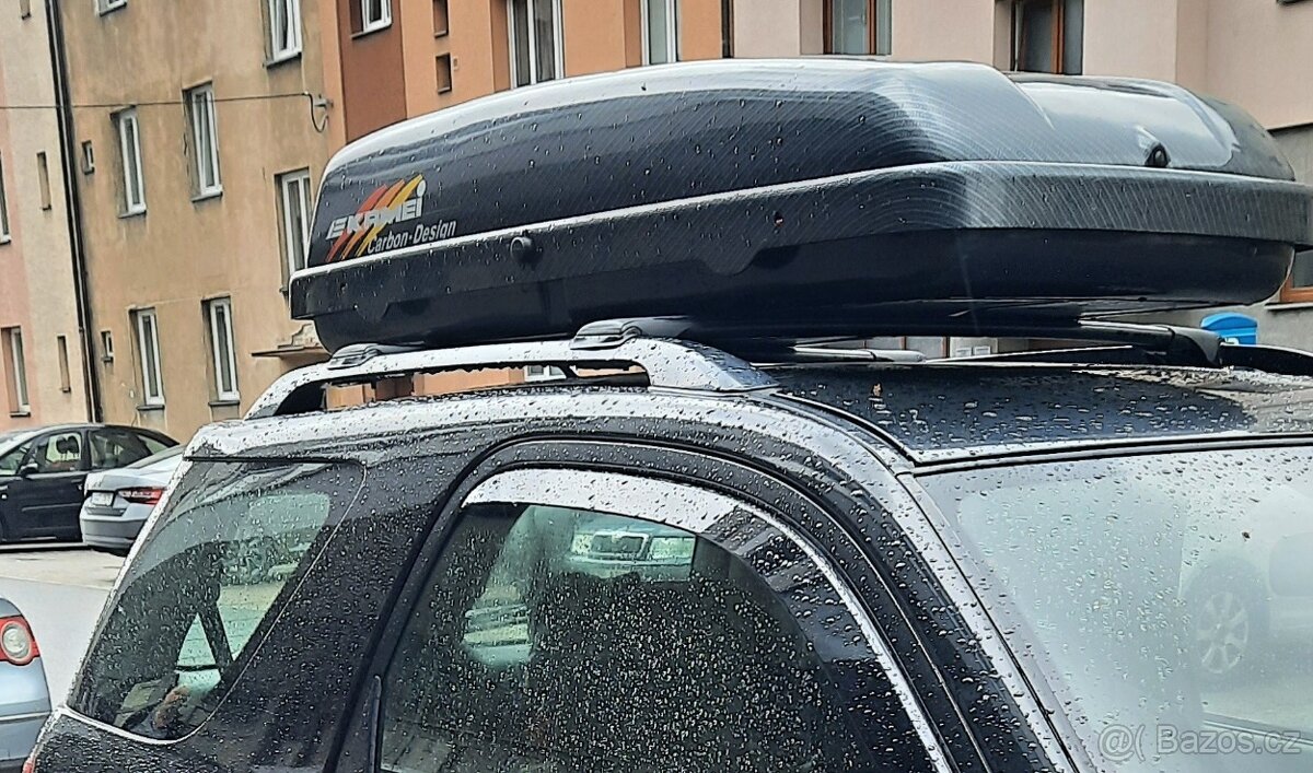 Toyota RAV4 trojdverove - 9