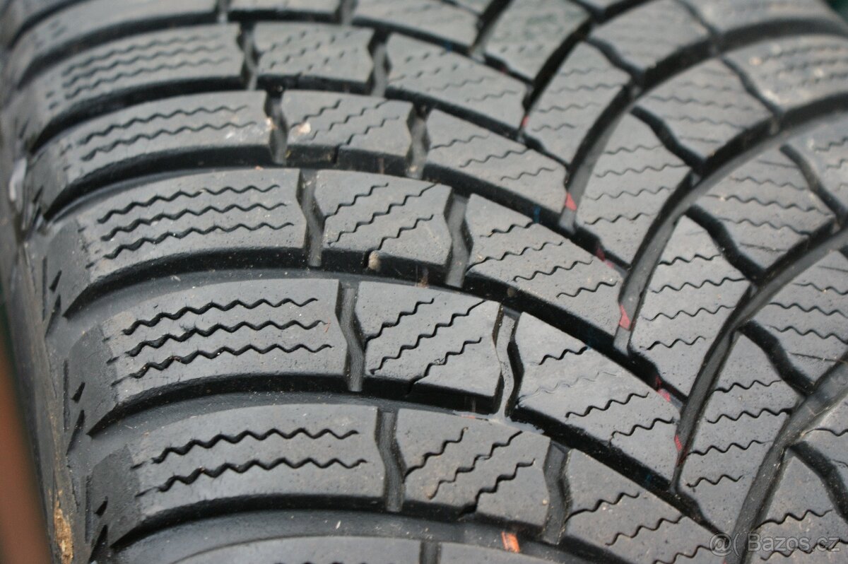 4ks alu cerna Dezent na vozy Peugeot Citroen Ford Volvo R16 - 9