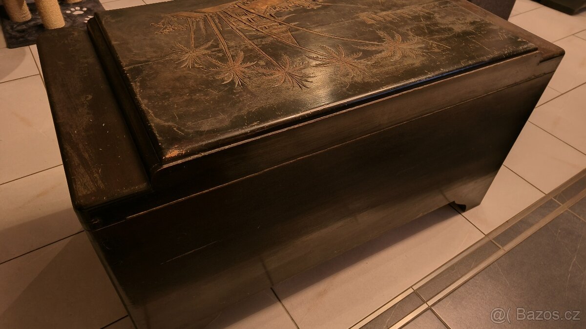 Stará truhla asijský motiv - 9
