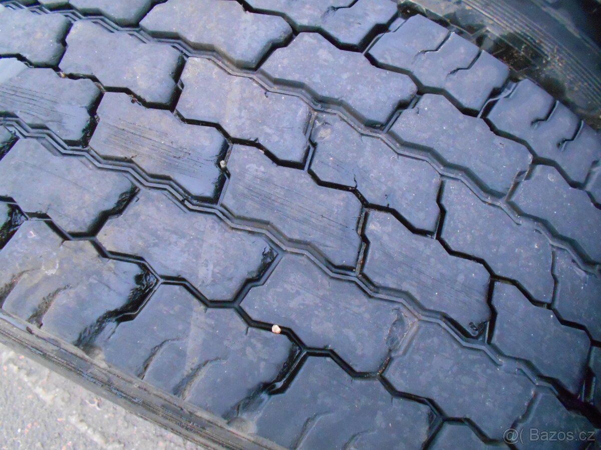 RENAULT PREMIUM R420.19T 4x2 - 9