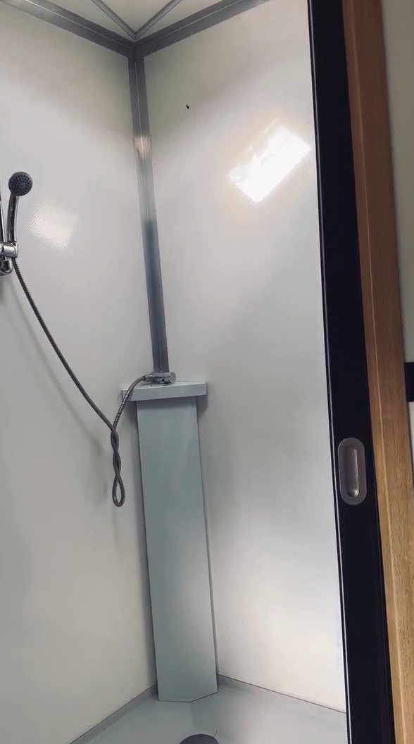 OBYTNÝ VLEK MANSORA by Bratra 2022 - SLEVA - 9