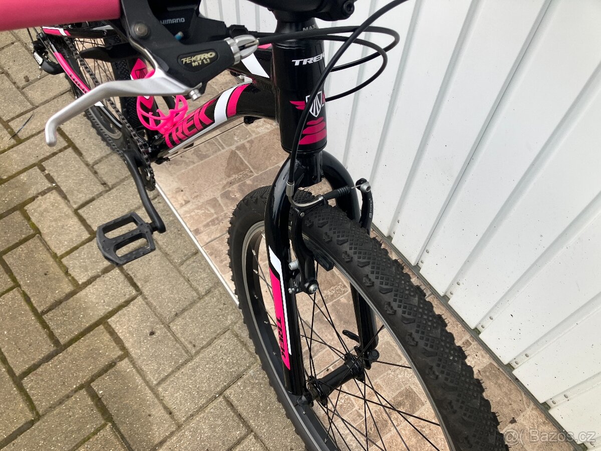 DÍVČÍ KOLO TREK 24 - 9