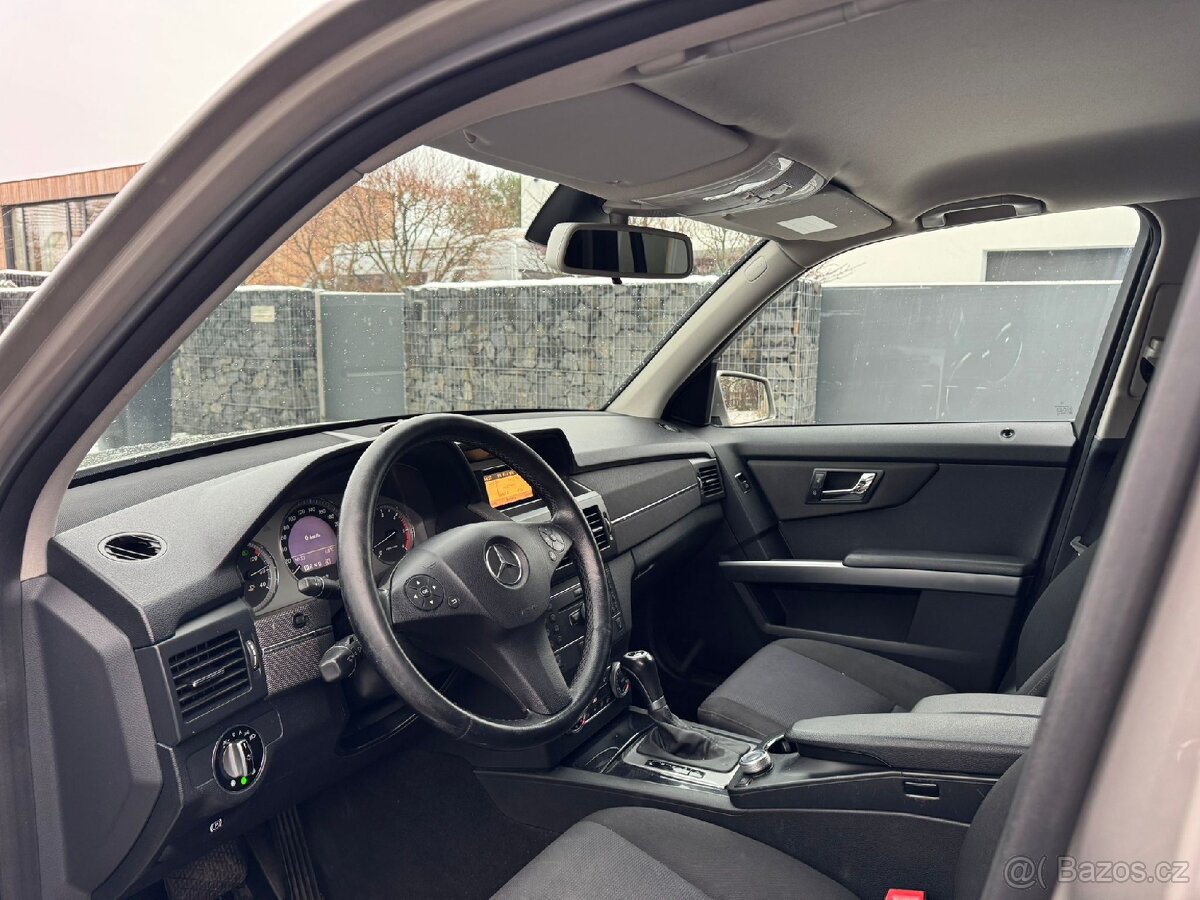Mercedes-Benz GLK 320CDi 165KW 4Matic Rok 2009 - 9