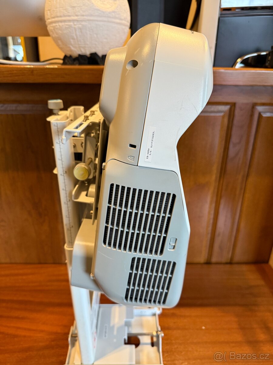 Dataprojektor s KPV Epson EB-485W + profi držák - 9