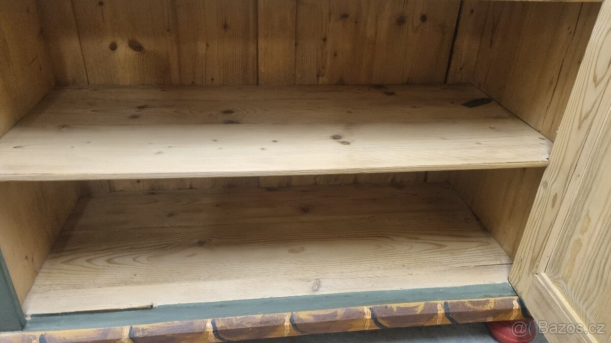 Malovaná vitrína - 9