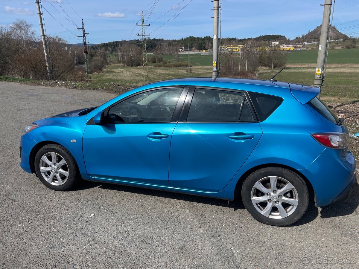 Mazda 3 hatchback - 9
