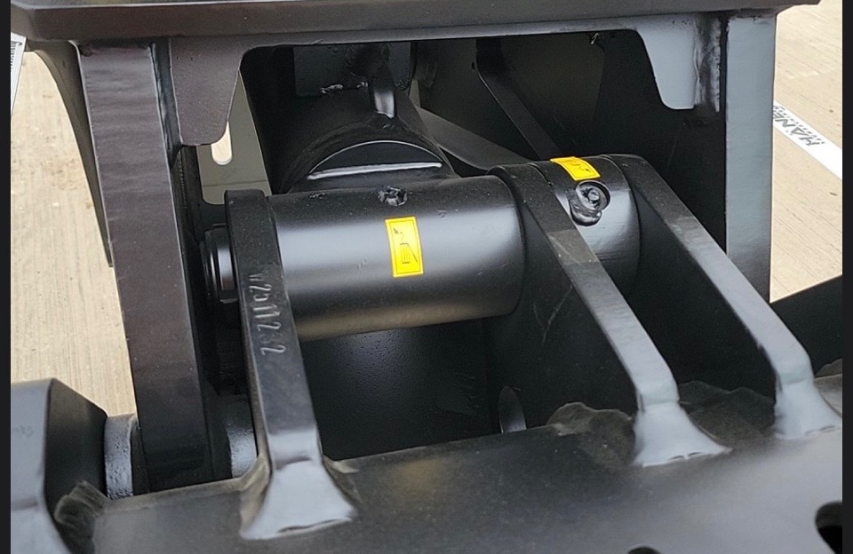 Sortýrovací drapák HG600S s rotátorem pro bagry 7-12t - 9