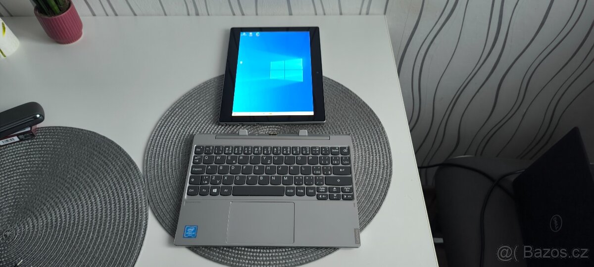 Lenovo MIX 320-10 ICR netbook 2v1 - 9