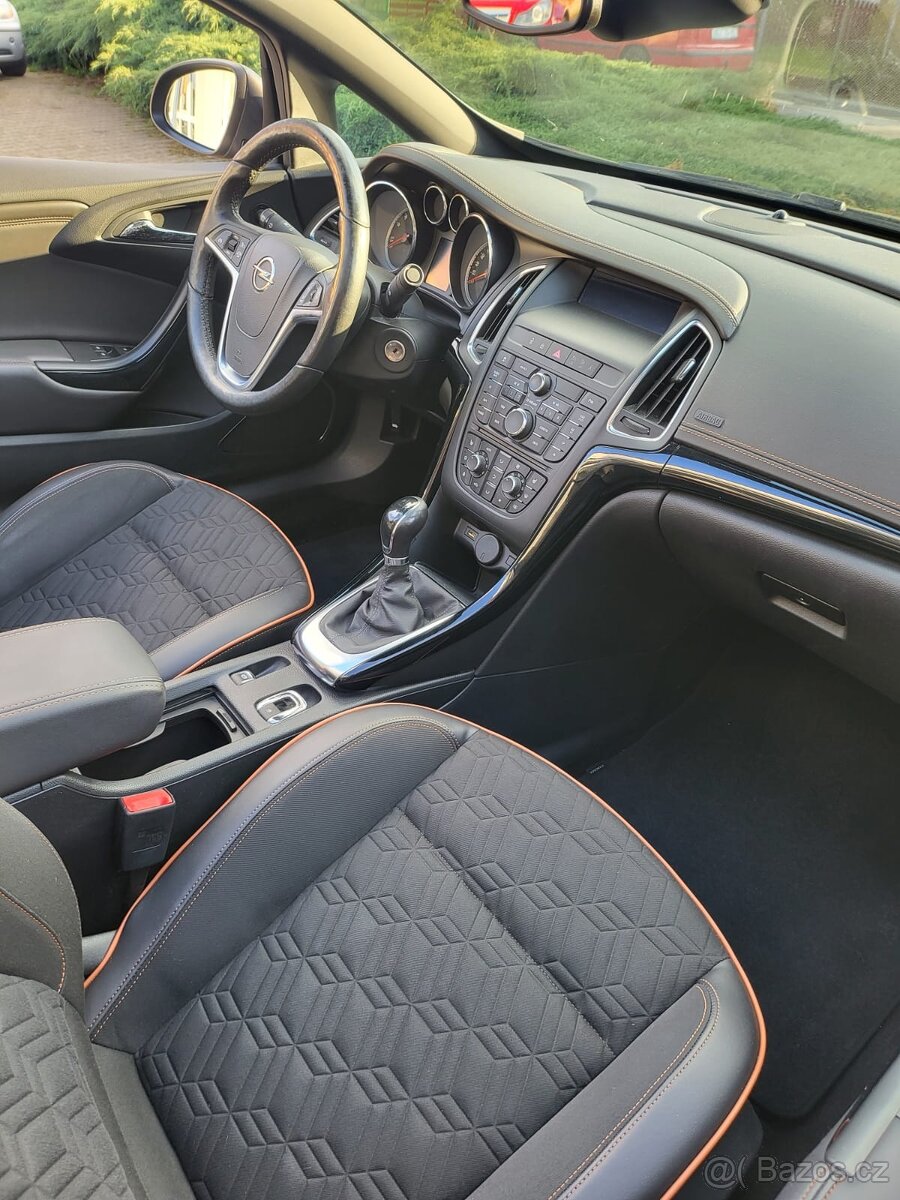 Opel CASCADA 1.4TURBO INNOVATION - 9