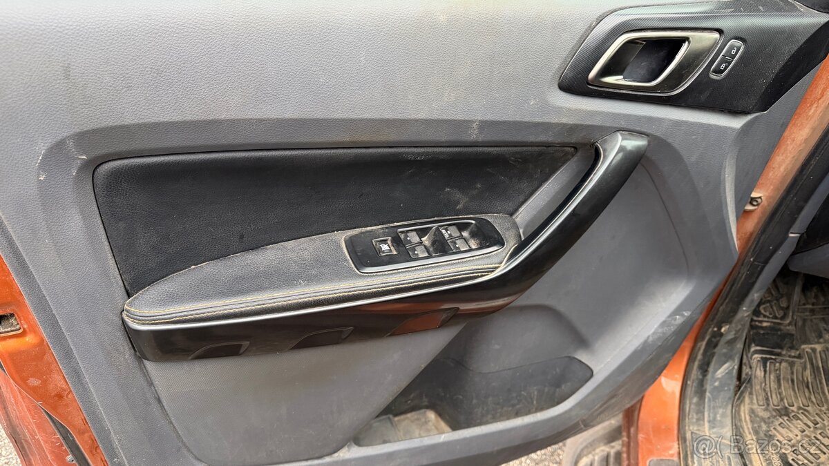 FORD RANGER WILDTRAK POSKODENY - NA PREDAJ - 9