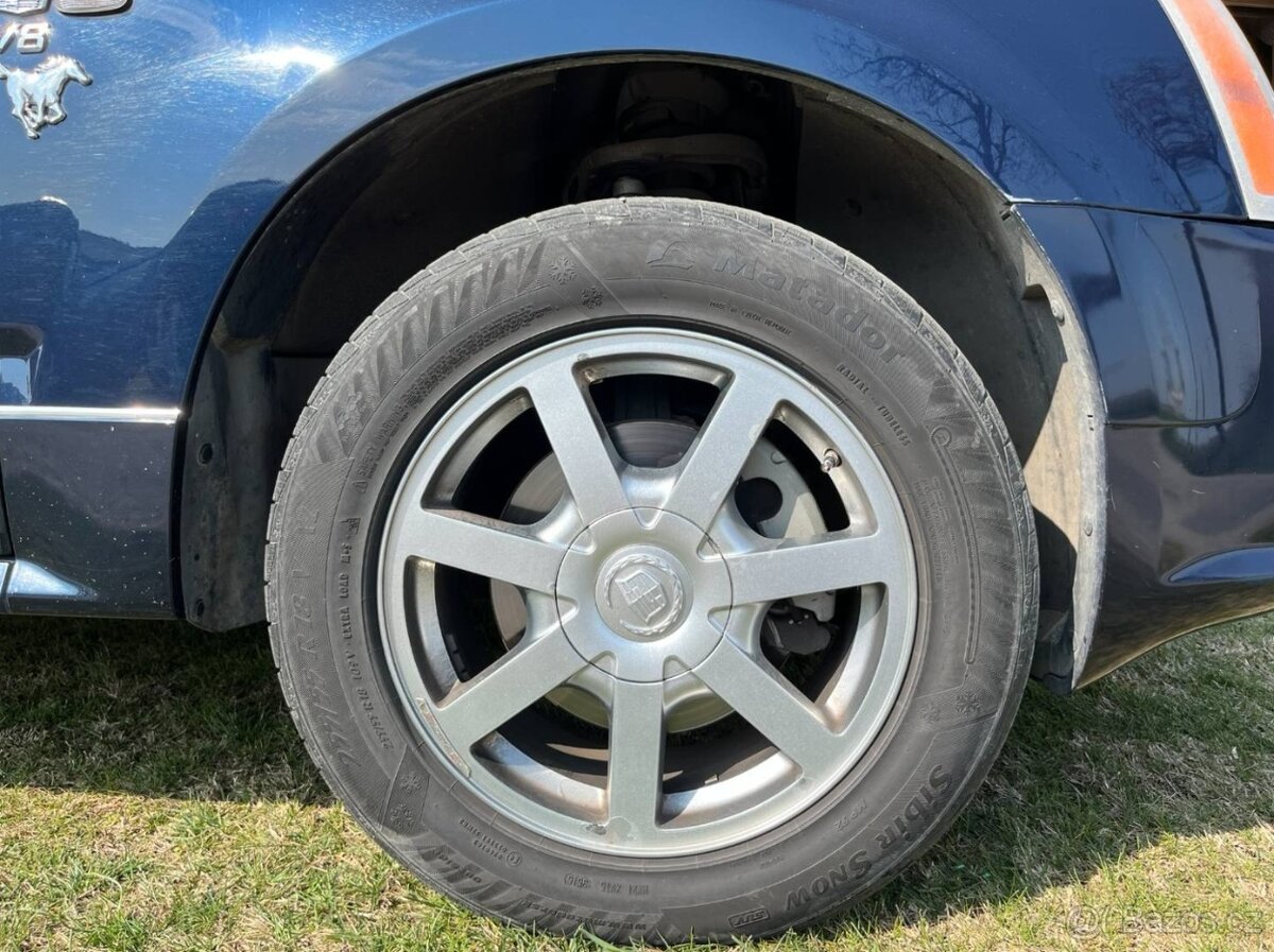 Cadillac SRX 4.6i - 9
