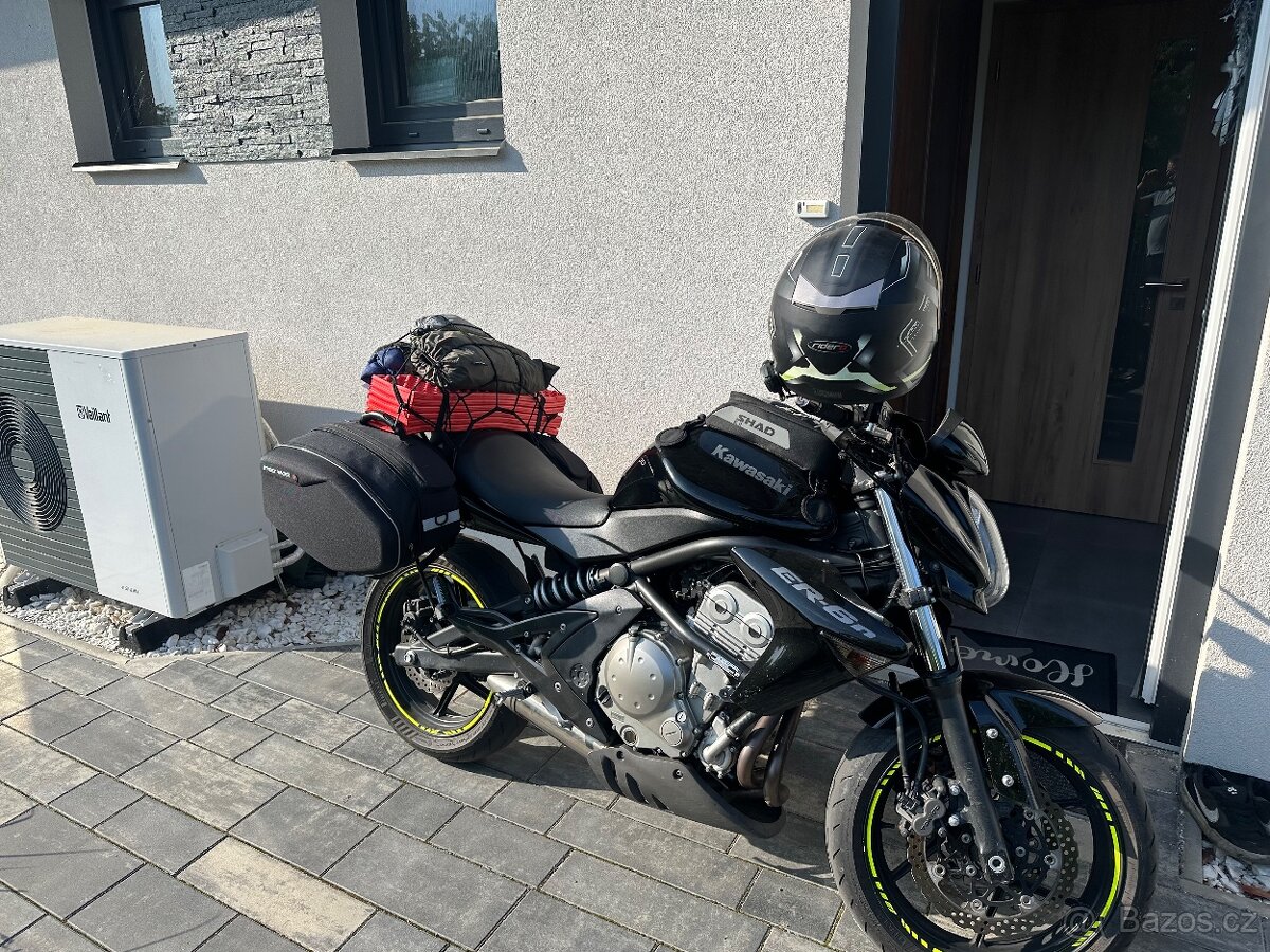 Kawasaki ER6N - 9