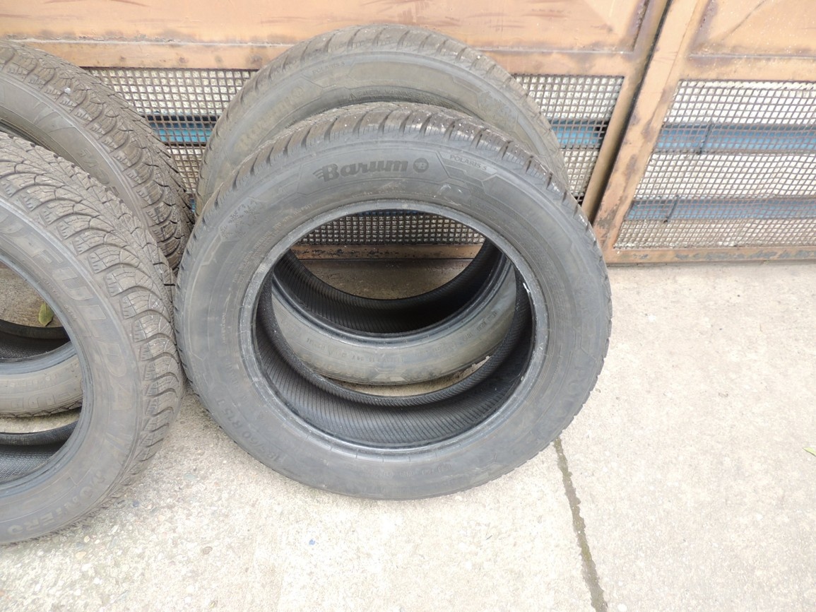 4ks zimních pneu 185/60/15 - 9