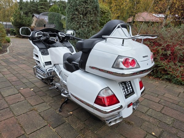 Honda GL 1800 - 9
