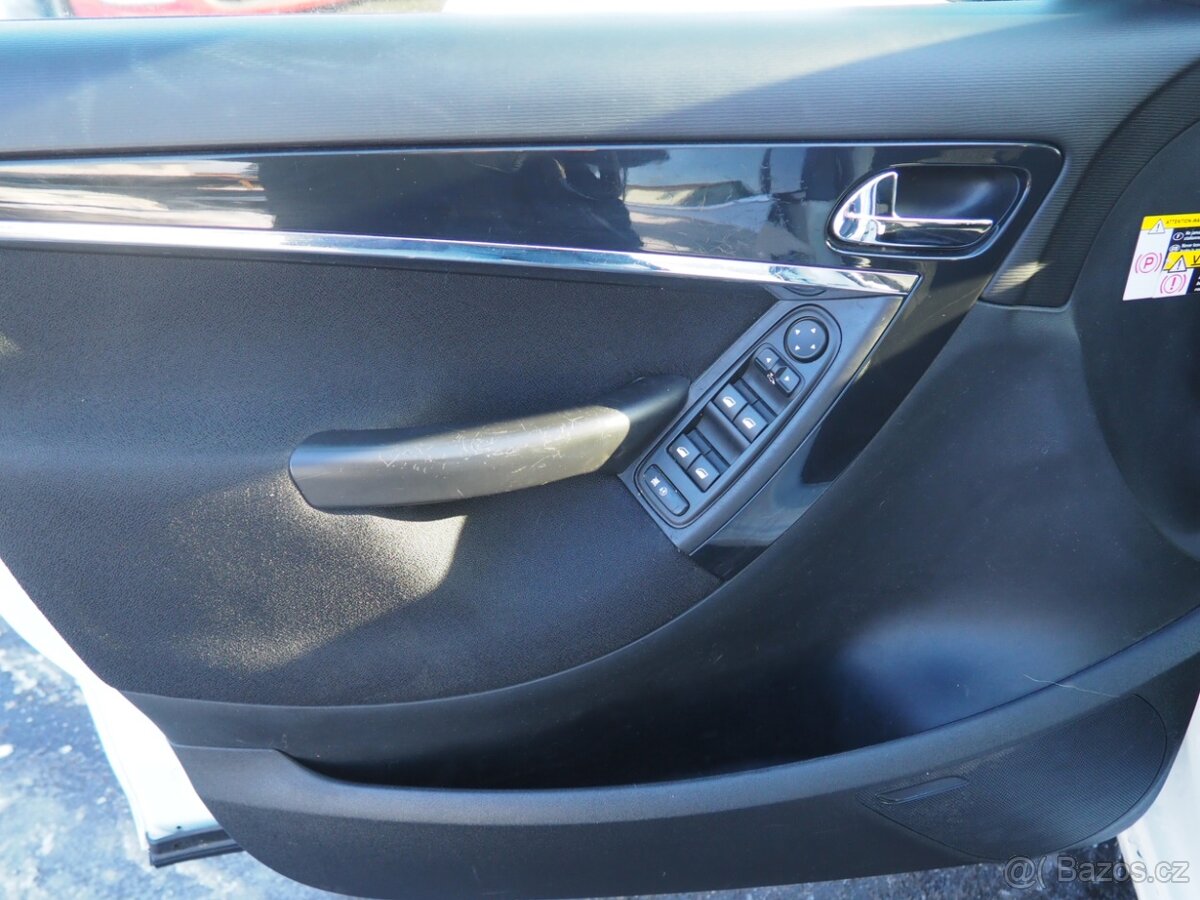 2012 Citroën C4 Picasso 1.6i, 88 kW, AC - 9