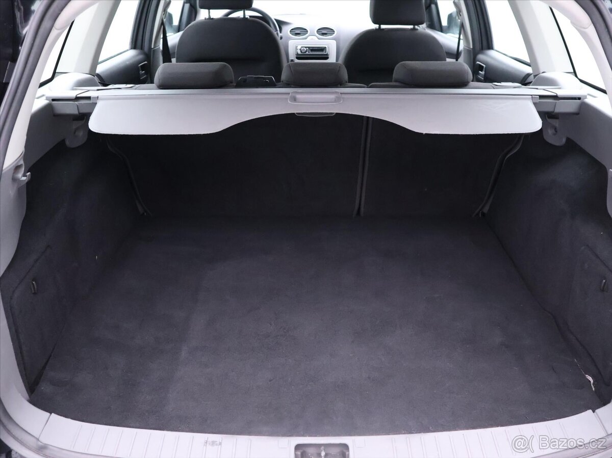 Ford Focus 1,4 i 59kW Tažné STK 05/27 (2008) - 9