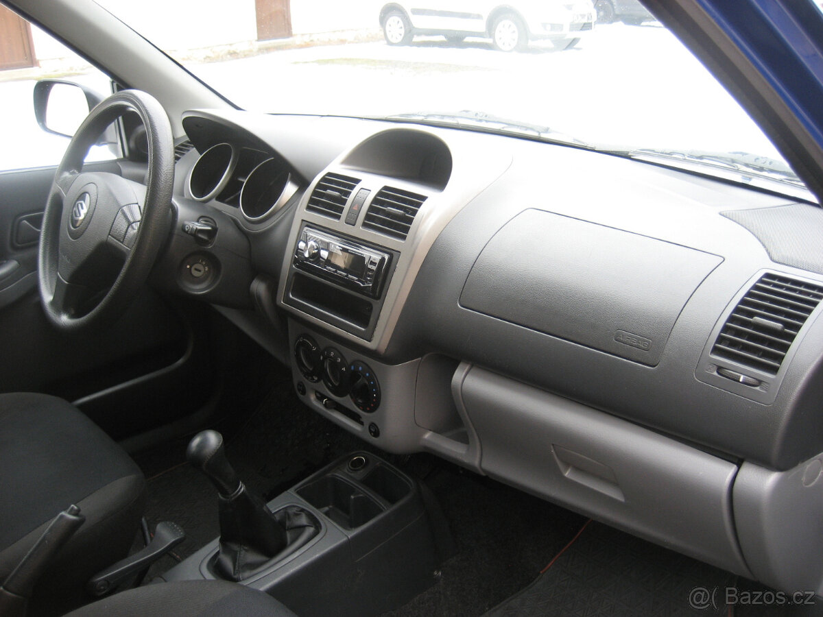 SUZUKI IGNIS 1.3, 4x4, 2007 - 9
