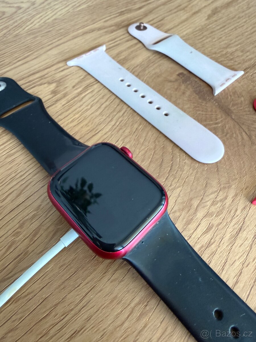 Apple Watch Series 7 45mm - 9