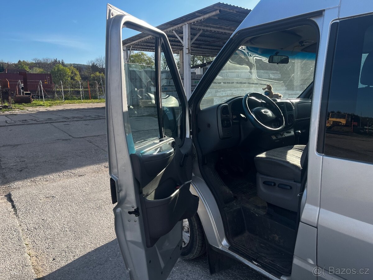 Ford Transit Mk6 9míst - 9