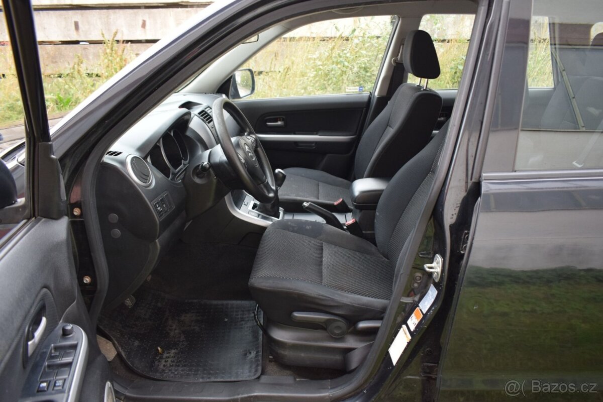 Suzuki Grand Vitara 1.9DDiS 4X4/MANUÁL/ČR/TAŽNÉ/AC - 9