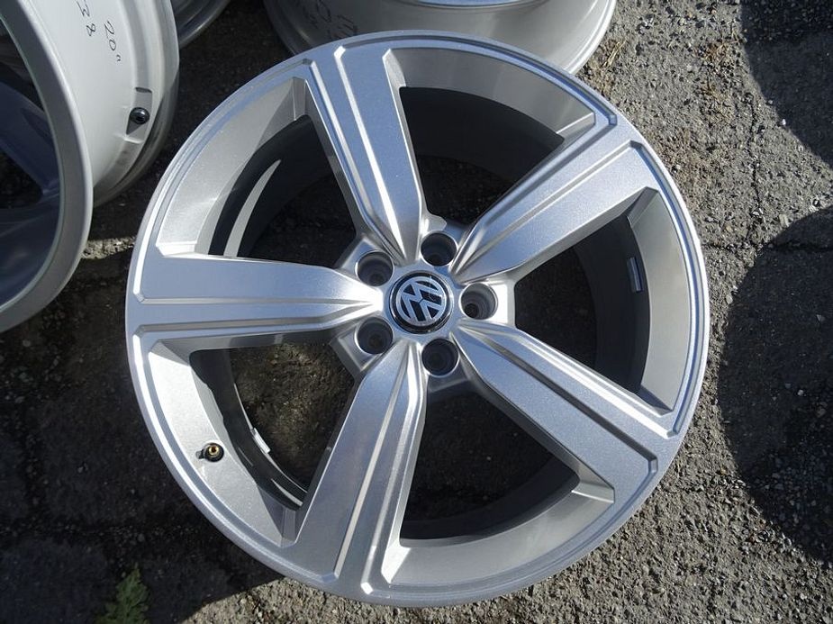Alu disky originál Audi 20", rozteč 5x112, ET 38, šíře 9J - 9