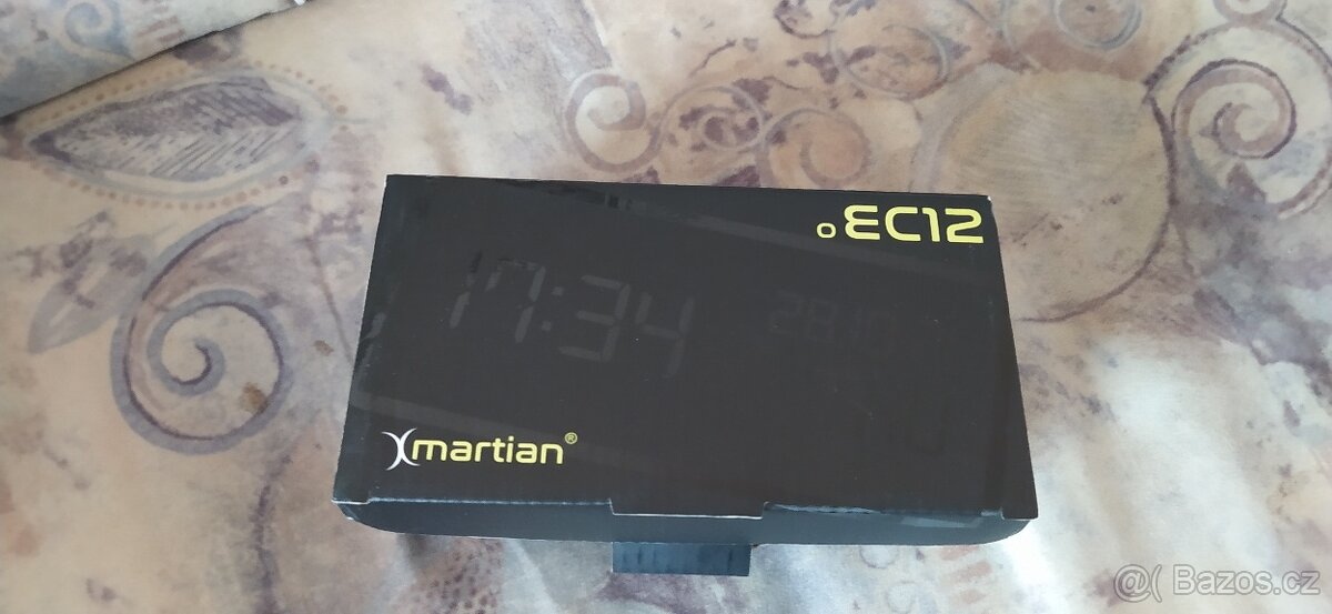 E-12_Budík s bezdrátovým nabíjením pro telefony - 9