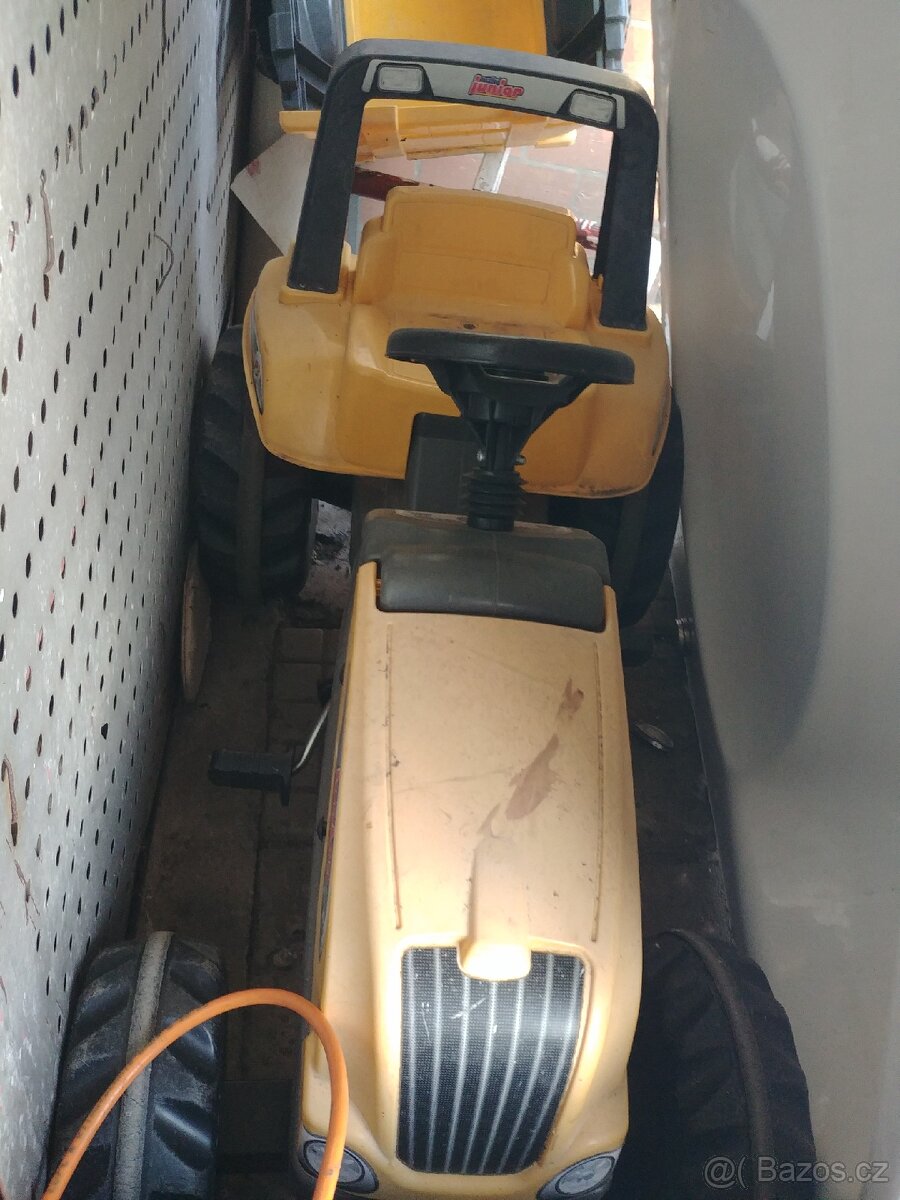 Šlapací traktor s vlečkou - 9