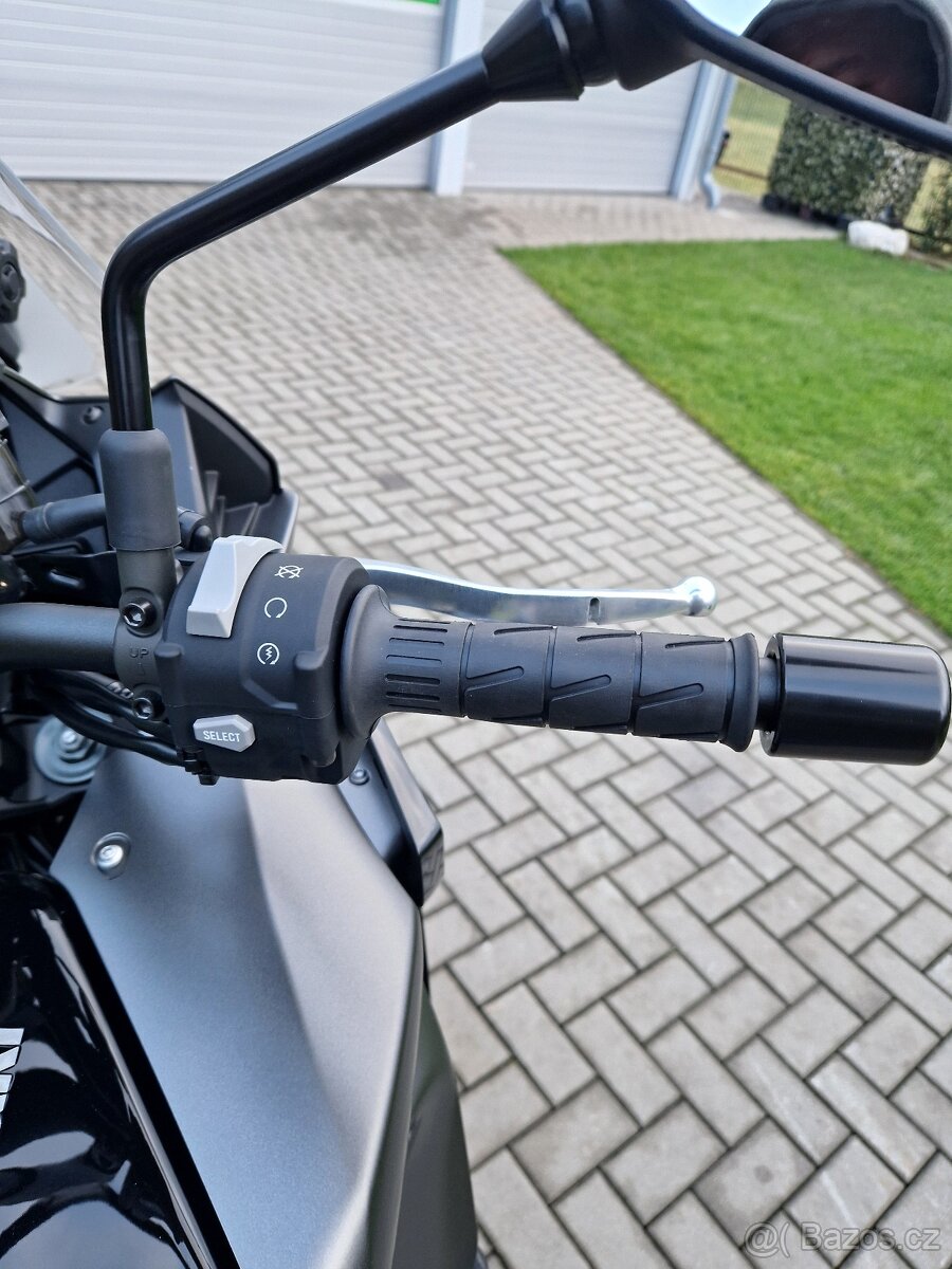 Kawasaki Versys 1100 model 2025 - Nový Motocykl - 9