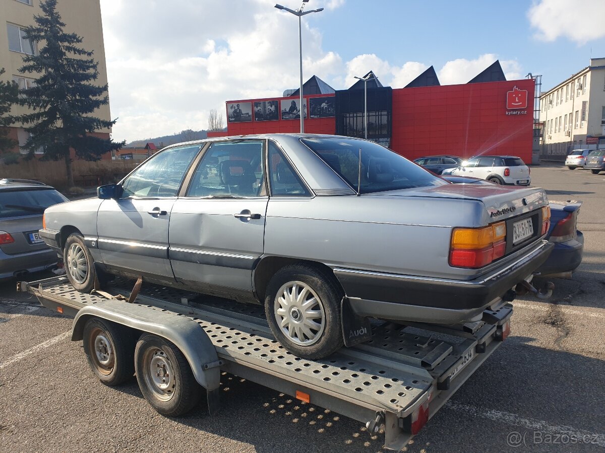 Audi 100 c3 doutník sedan 5V 2.3 benzín - 9
