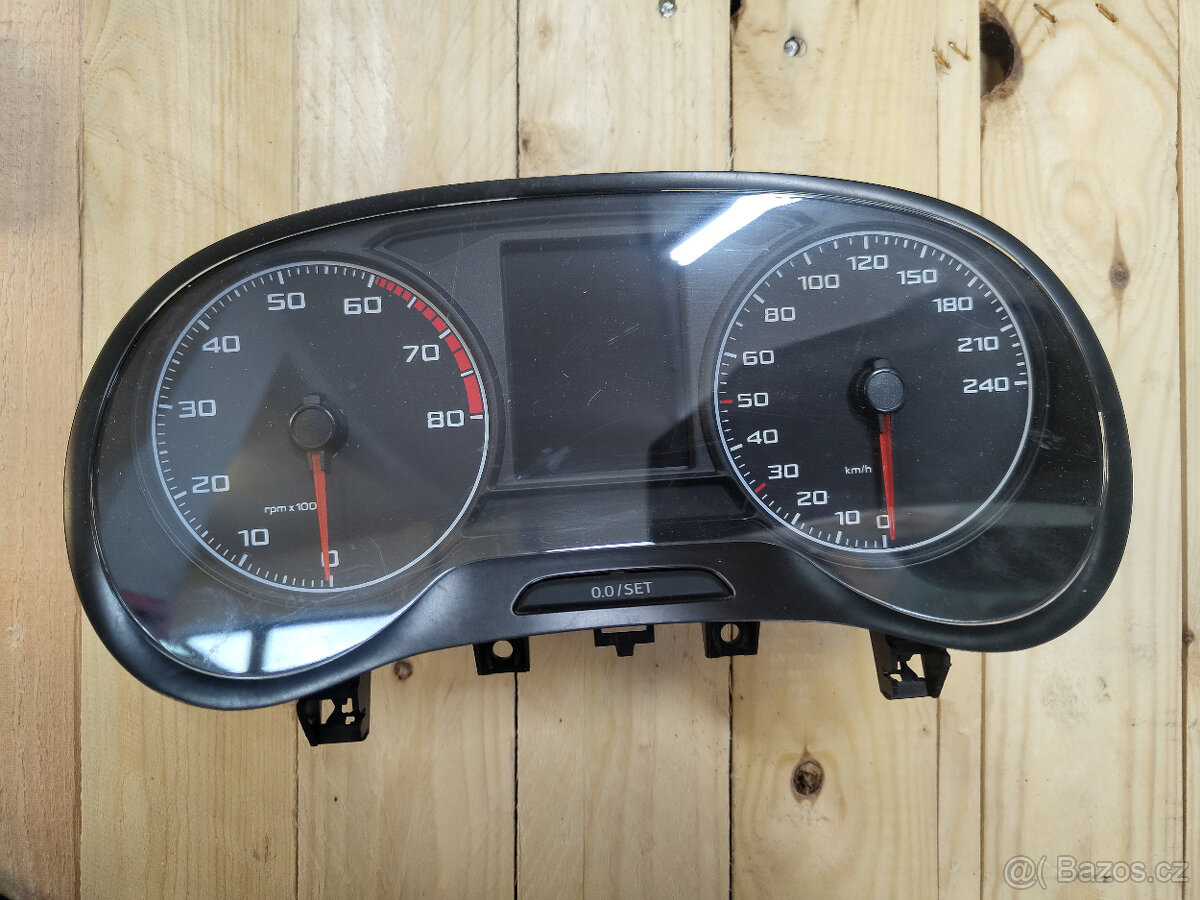 Náhradní díly Ibiza 4 - jednotka, budíky... - 9