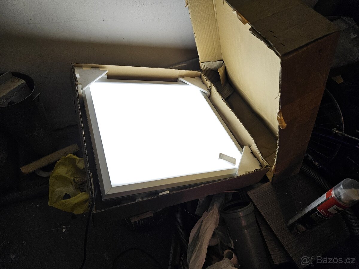 Svetlo vhodne na reklamu, nasviceni softbox - 9