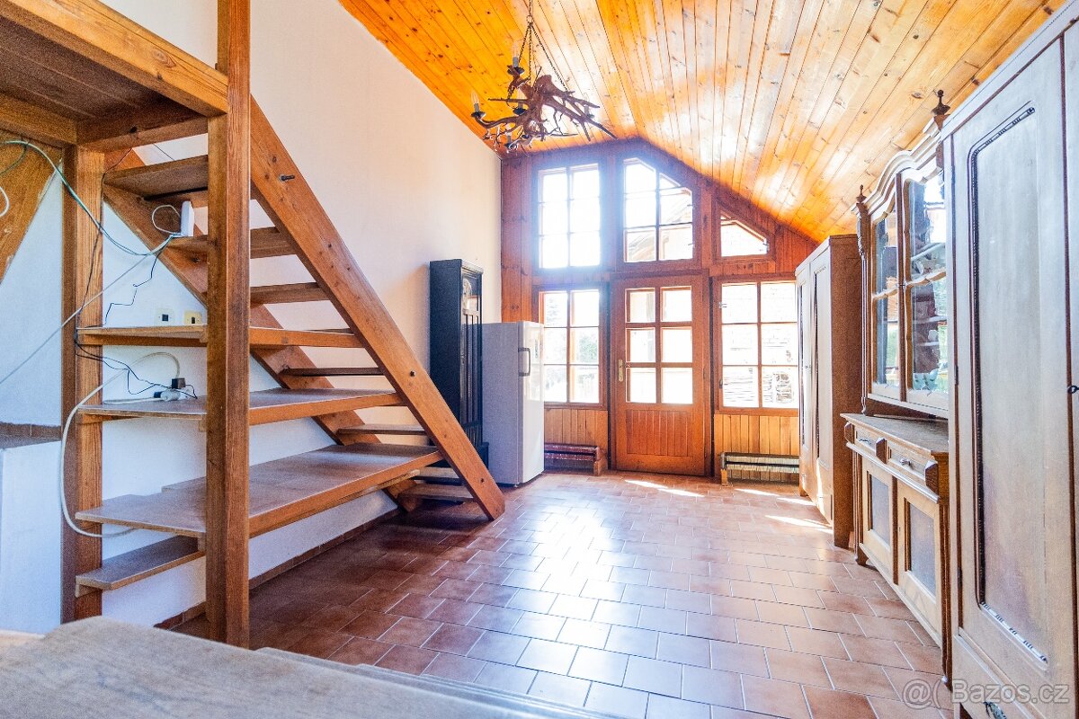 Prodej rodinného domu 171 m², pozemek 3578 m² Lukavice - 9