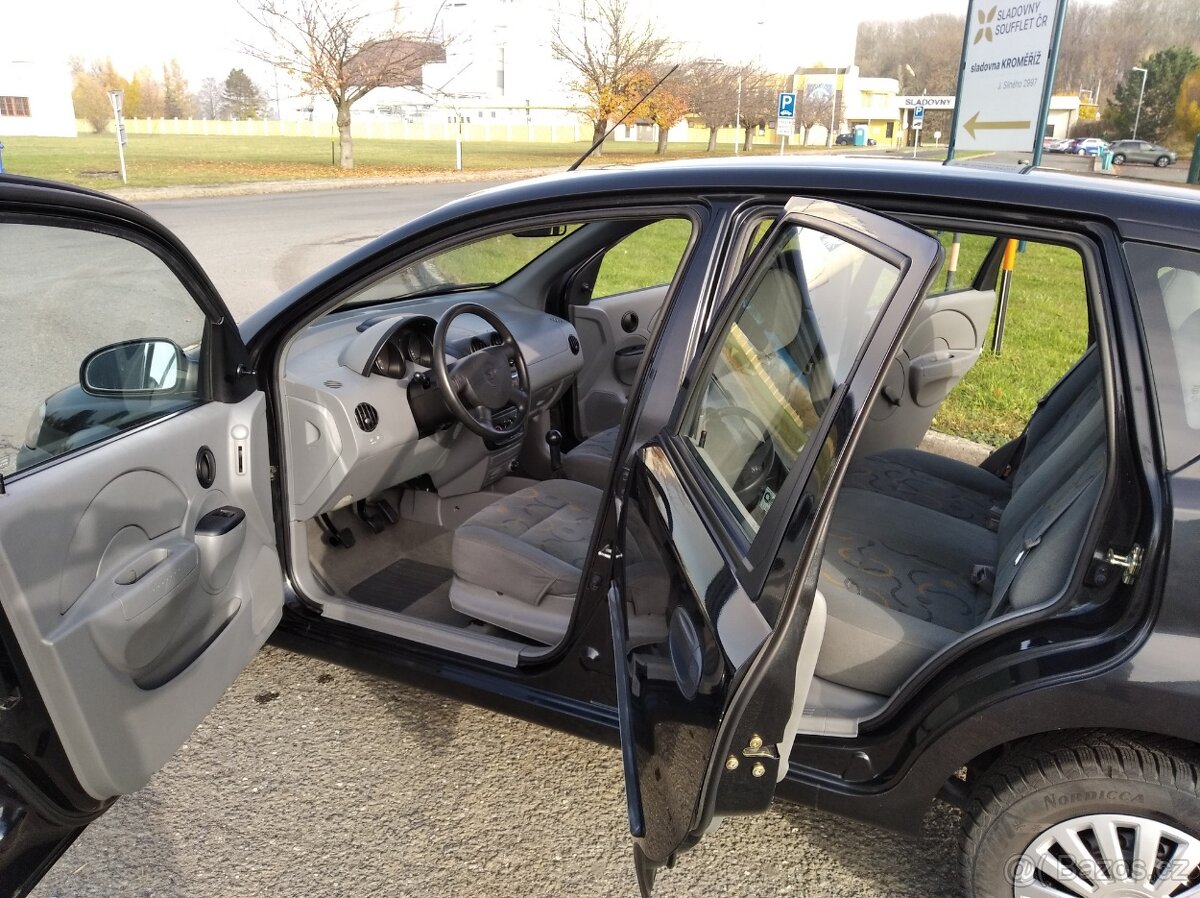 Chevrolet Kalos 1.2i pětidveřový. - 9