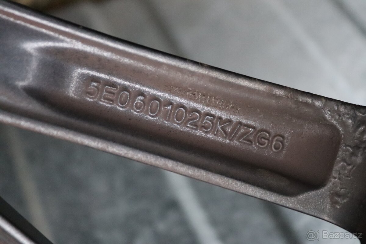 18" - ALU kola Škoda TURINI 7,5x18 ET51 + pneu 225/40 R18 - 9