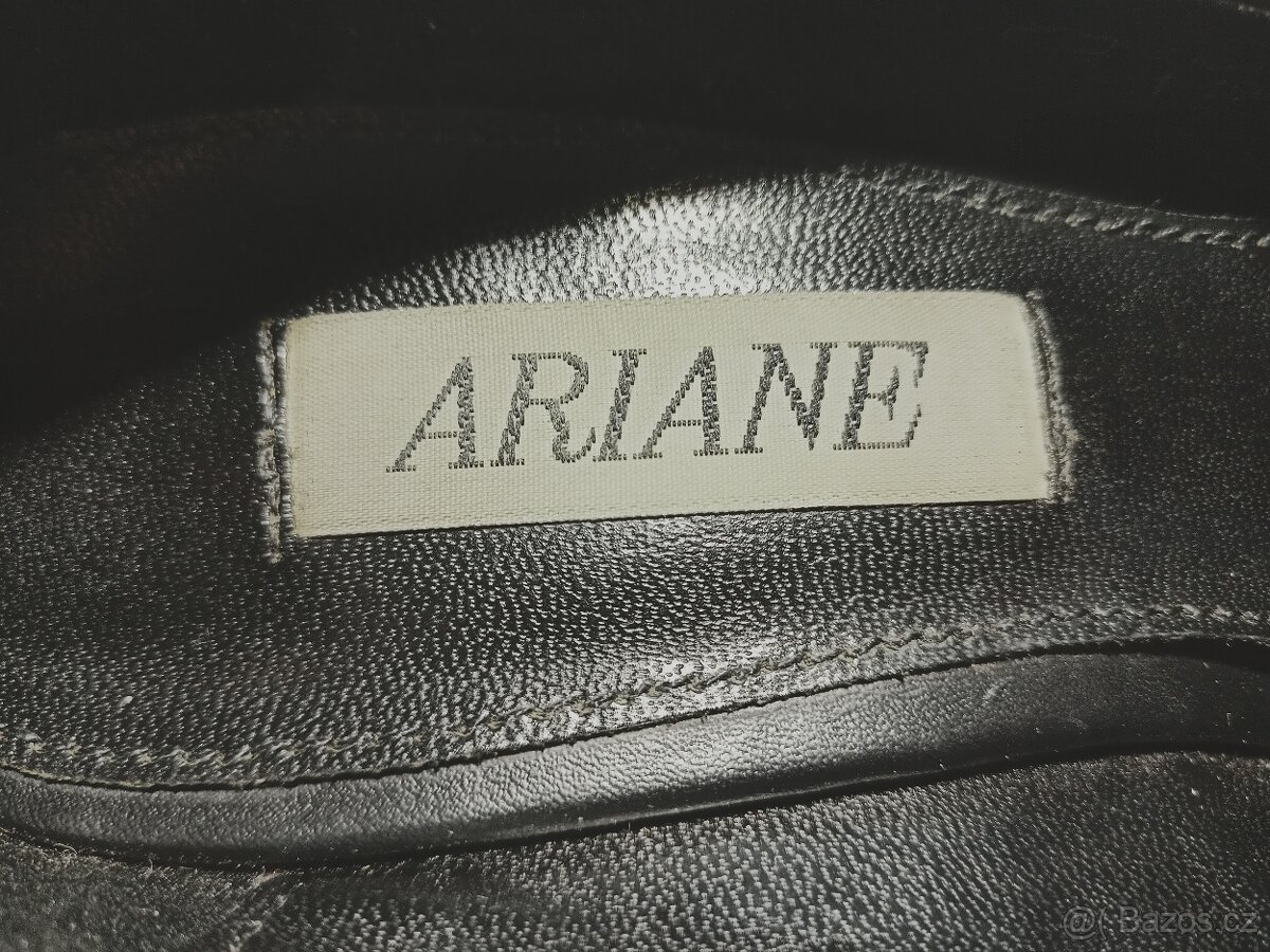 dámské černé lodičky - 9