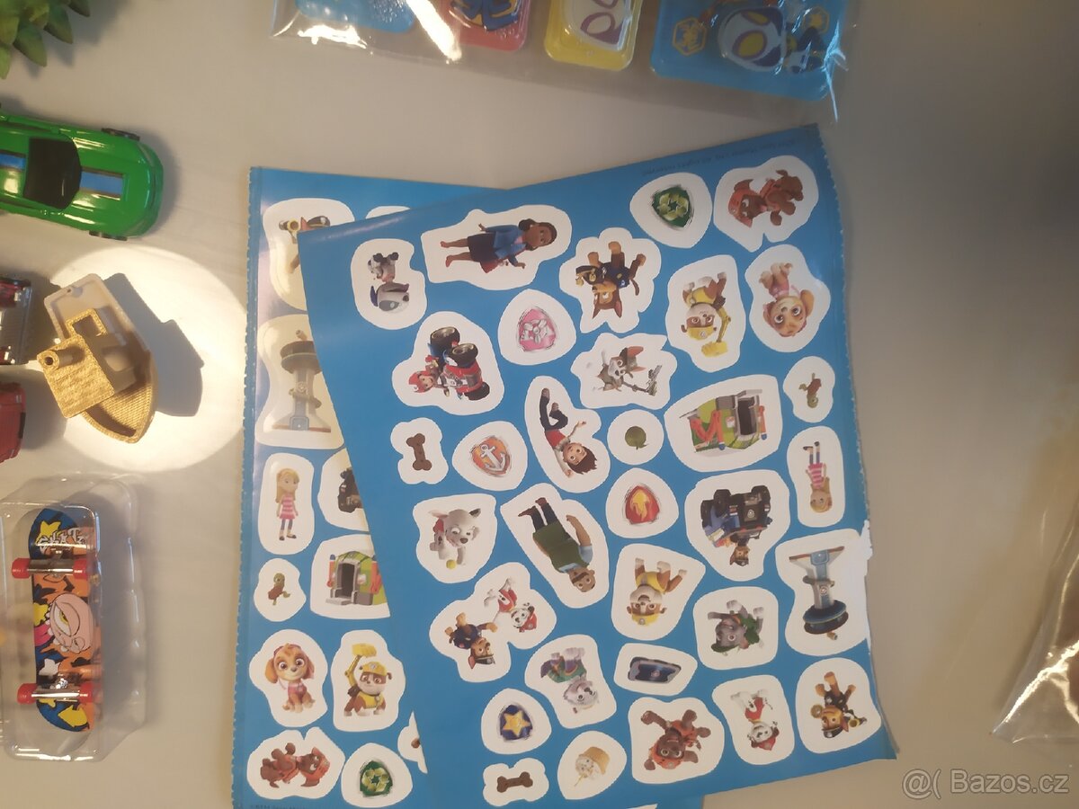 Mix různých hraček - 9