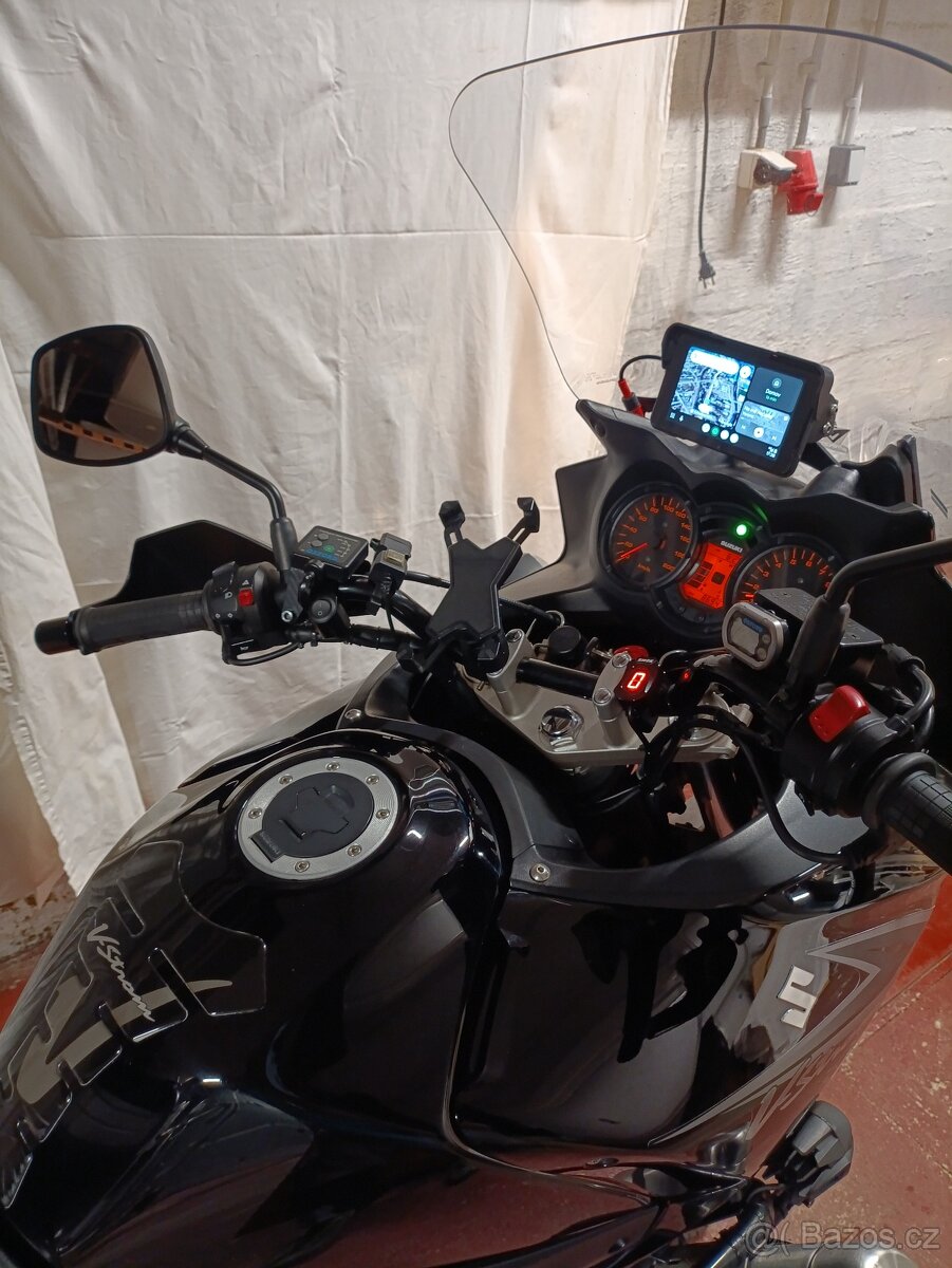 Suzuki v strom 650 Dl - 9