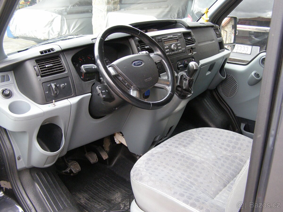 Transit MINIBUS uprava pro vozickare 1 majitel - 9