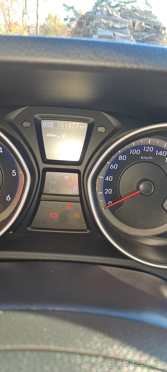 PRODÁM HYUNDAI I30 COMBI - 9