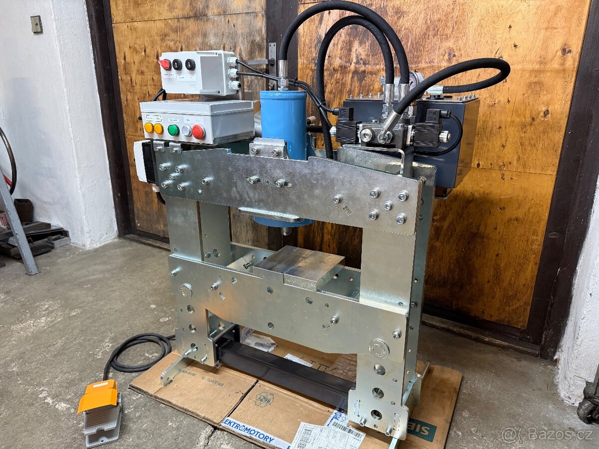 Dílenský lis hydraulický - 9