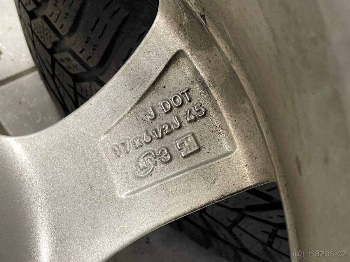 ALU DISKY TOYOTA - 5x114,3. 215/60 R17 - 9